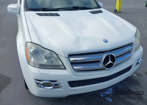 2009 Mercedes-Benz Gl 320 Bluetec 4Matic z USA, uszkodzony, nr VIN 4JGBF25E69A507401